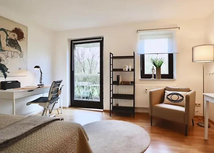 Schickes Apartment In Duesseldorf Mit Terrasse