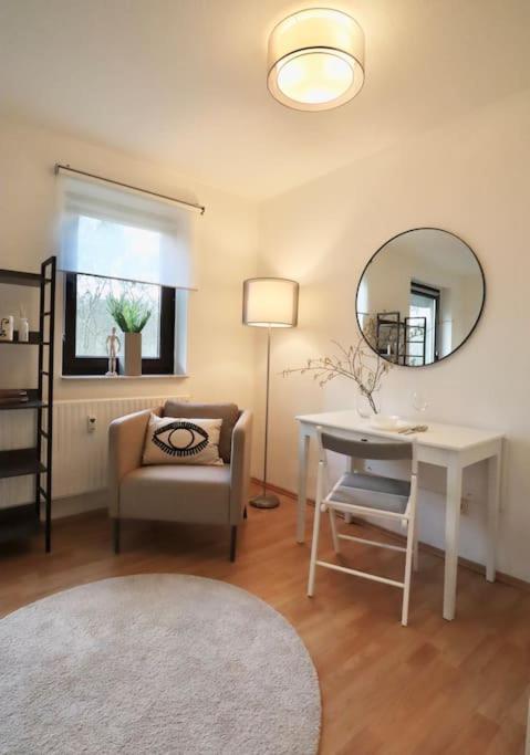 Apartment Schickes In Mit Terrasse *